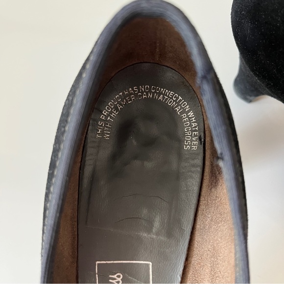 Vintage Leather Pumps - Picture 7 of 9